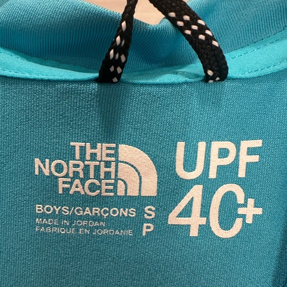 NWT Boys Northface Long Sleeve Sun Tee Small (7-8) - Picture 3 of 6